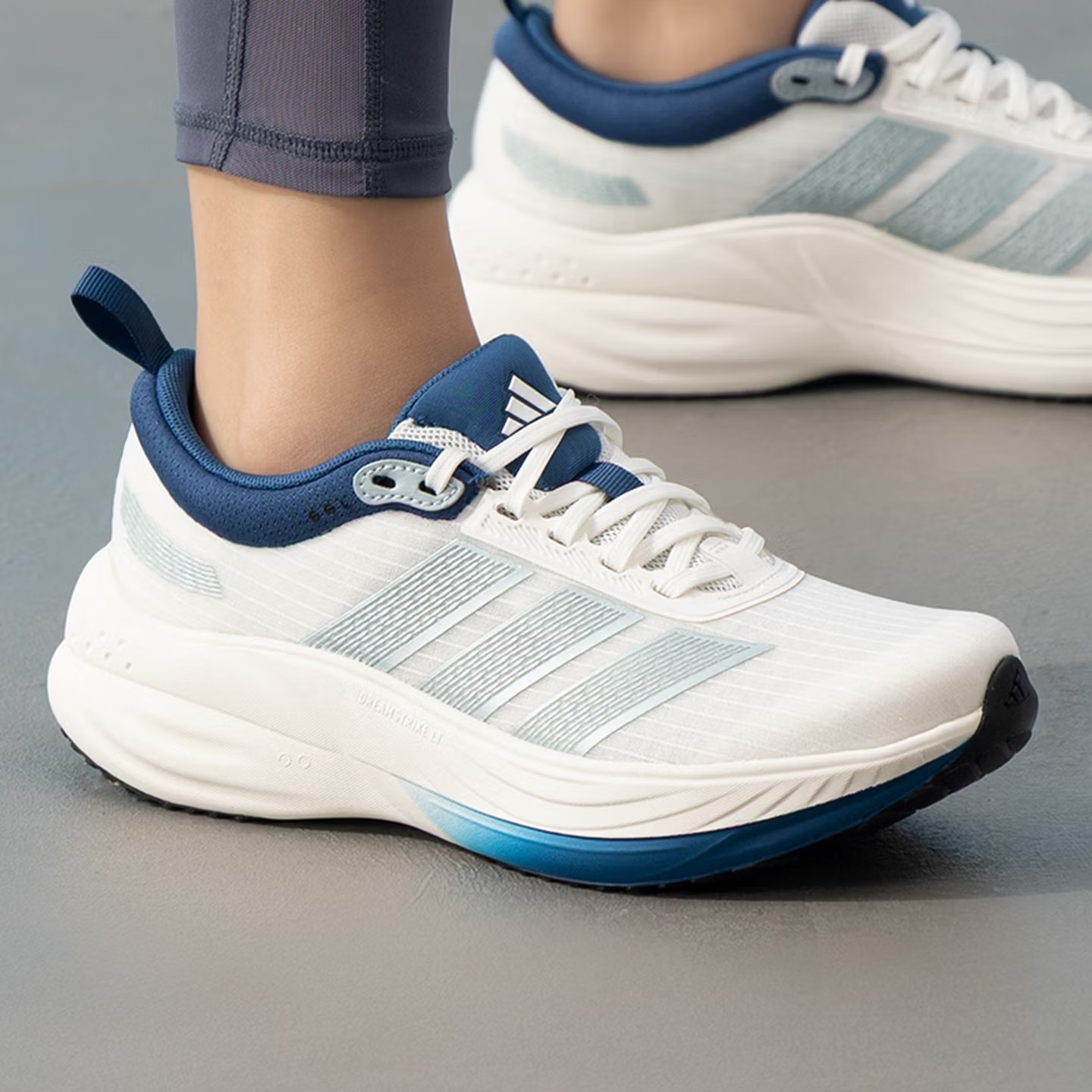Chaussures de course adidas CU - Men Shoes Running Adidas avis et prix