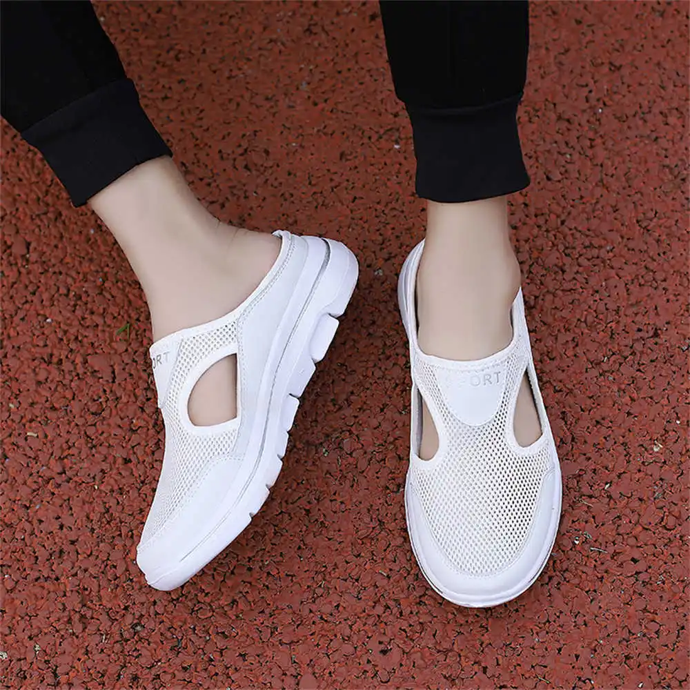 Taille 42 baskets légères Beig - Men'S Shoes Size 42 In Us avis et prix